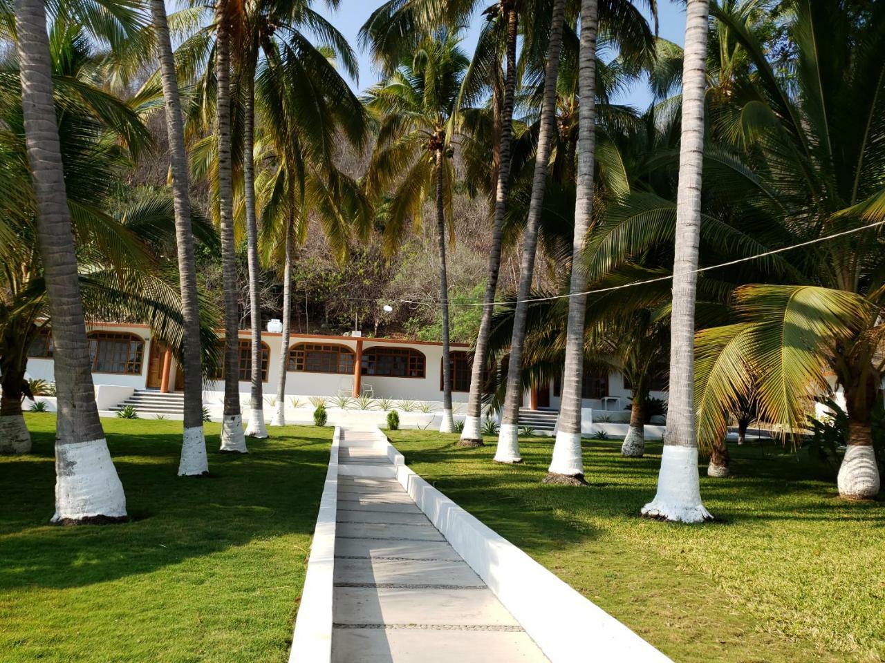 Hotel Y Club Campestre Altos Paraiso ปูแอร์โตเอสกอนดิโด ภายนอก รูปภาพ